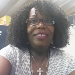 Meet your Posher, Connie